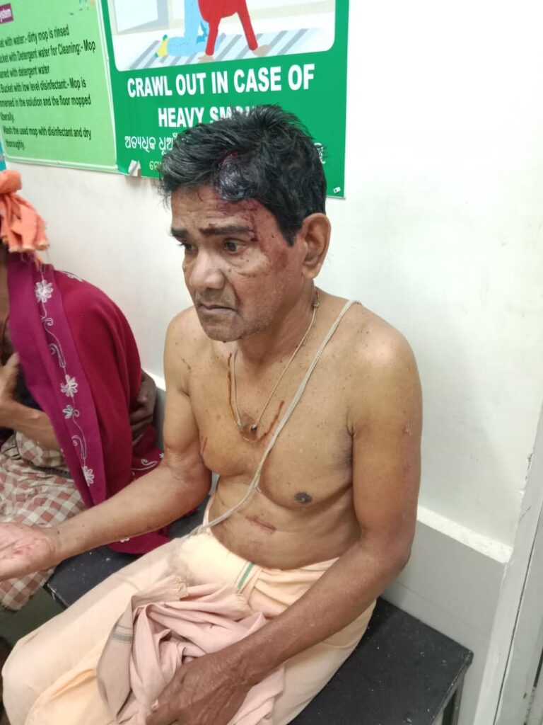 Late Night Robbery Attempt in Nayagarh Father and Son Seriously Injured in Knife Attack